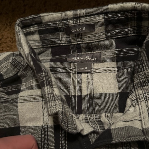 Large Eddie Bauer Flannel - Picture 3 of 4